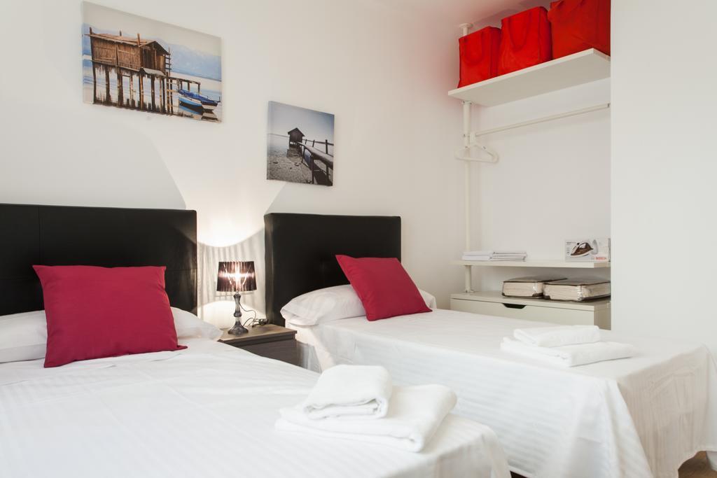 Ferienwohnung Key San Pau House Terrace - Barcelona Zimmer foto